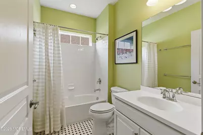 70 E Bosworth Boulevard, Farmingdale, NJ 07727 - Photo 28