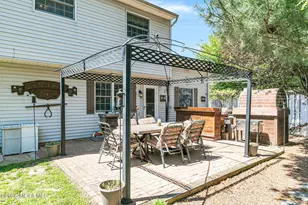 31 Bayberry Ln, Middletown, NJ 07748 - Photo 4
