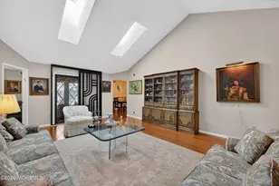 25 Hansom Ln, Marlboro Township, NJ 07746 - Photo 14