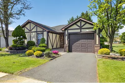 25 Hansom Lane, Marlboro Township, NJ 07746 - Photo 4