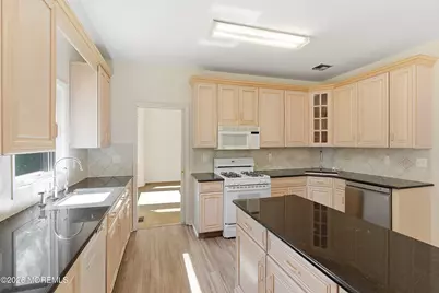 402 Twin Oaks Drive, Lakewood, NJ 08701 - Photo 30