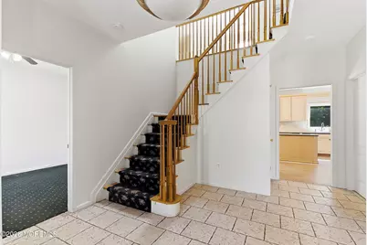 402 Twin Oaks Drive, Lakewood, NJ 08701 - Photo 10