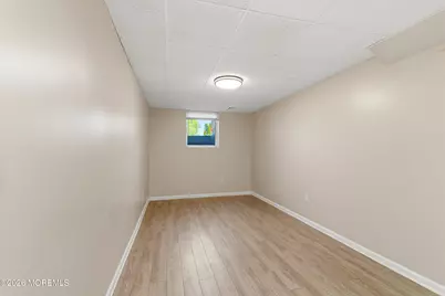 402 Twin Oaks Drive, Lakewood, NJ 08701 - Photo 60