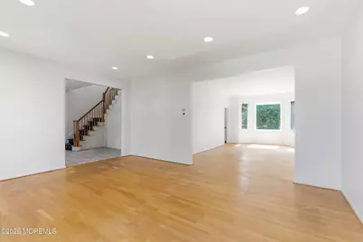 402 Twin Oaks Drive, Lakewood, NJ 08701 - Photo 16