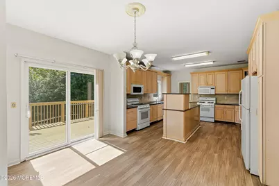 402 Twin Oaks Drive, Lakewood, NJ 08701 - Photo 38