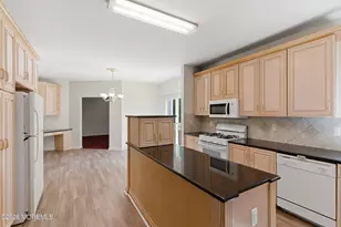 402 Twin Oaks Dr, Lakewood, NJ 08701 - Photo 26