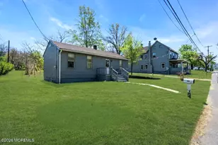 9 Arneytown-Hornerstown Rd, Upper Freehold Township, NJ 08501 - Photo 6