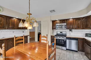 106 Murray Hill Terrace, Marlboro Township, NJ 07746 - Photo 14