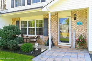 34 Jessica Dr, Howell Township, NJ 07731 - Photo 2