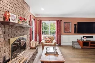 32 Wesley Ct, Eatontown, NJ 07724 - Photo 10