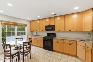 58 Charming Way, Lakewood, NJ 08701 - Photo 6