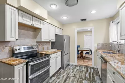 128 Beechwood Avenue, West Long Branch, NJ 07764 - Photo 8