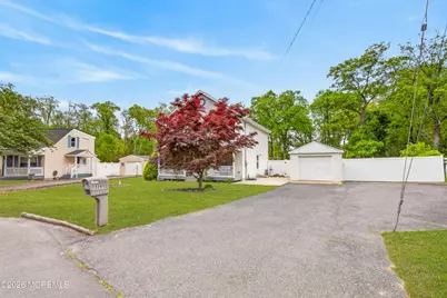 226 Sunset Lane, Howell Township, NJ 07731 - Photo 4