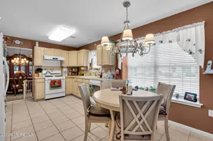 18 Rosewood Ct, Lakewood, NJ 08701 - Photo 22