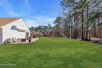18 Rosewood Court, Lakewood, NJ 08701 - Photo 4