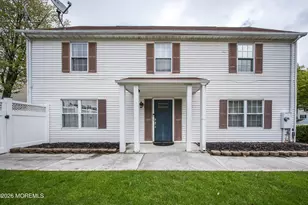 15 Fieldcrest Way, Hazlet Township, NJ 07730 - Photo 2
