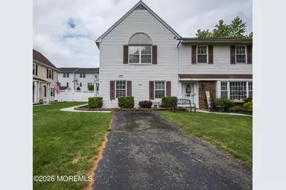 15 Fieldcrest Way, Hazlet Township, NJ 07730 - Photo 4