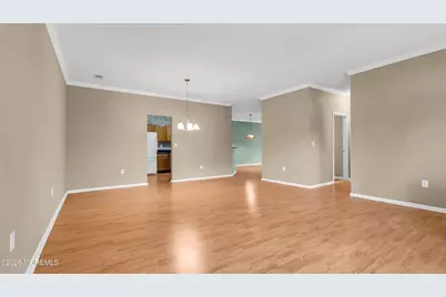 19 Silverside Road, Lakewood, NJ 08701 - Photo 4