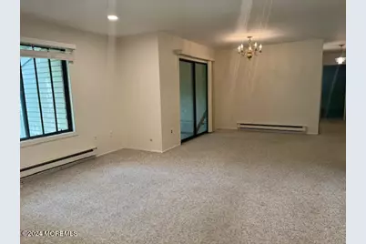 238 Medford Court #J, Manalapan Township, NJ 07726 - Photo 8