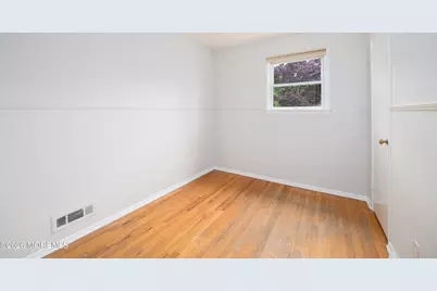 540 Sherman Avenue, Belford, NJ 07718 - Photo 34