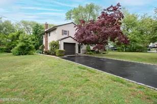 540 Sherman Ave, Belford, NJ 07718 - Photo 16
