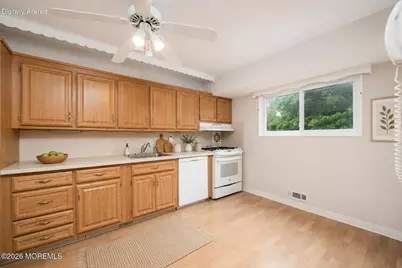 540 Sherman Avenue, Belford, NJ 07718 - Photo 24