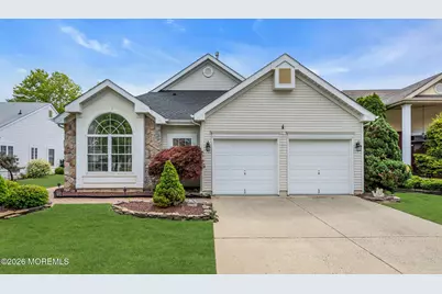 21 Baltusrol Drive, Jackson, NJ 08527 - Photo 2
