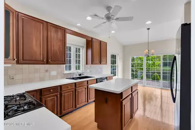 21 Baltusrol Drive, Jackson, NJ 08527 - Photo 8