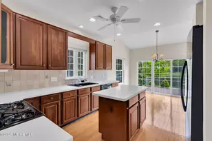 21 Baltusrol Dr, Jackson, NJ 08527 - Photo 8