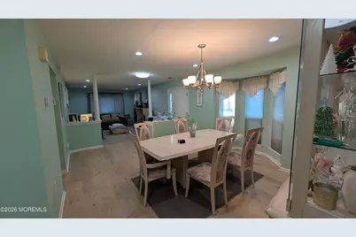 10 Beacon Court, Holmdel, NJ 07733 - Photo 8