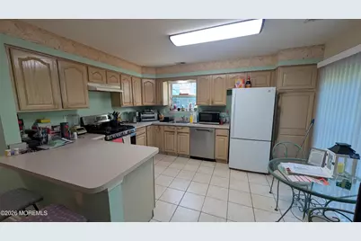 10 Beacon Court, Holmdel, NJ 07733 - Photo 16