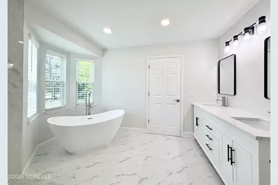 1 Whitemarsh Drive, Manalapan Township, NJ 07726 - Photo 18