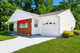1415 Ark St, Toms River Township, NJ 08755 - Photo 2