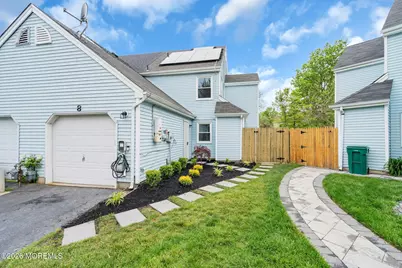 8 Jennings Court, Freehold, NJ 07728 - Photo 4