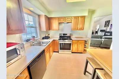 8D Ingram Drive, Monroe Township, NJ 08831 - Photo 6