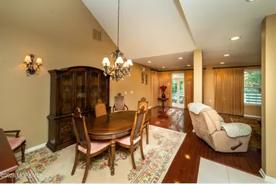 18 Chesapeake Drive, Holmdel, NJ 07733 - Photo 8