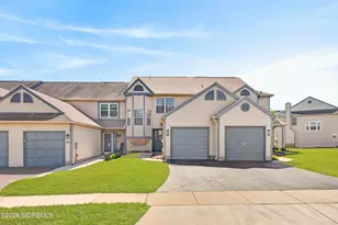 16 Goldenrod Ct, Hamilton Township, NJ 08690 - Photo 1