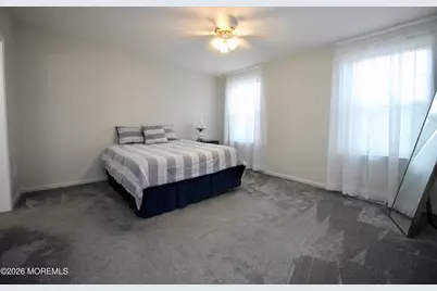92 Cardinal Way, Freehold, NJ 07728 - Photo 22