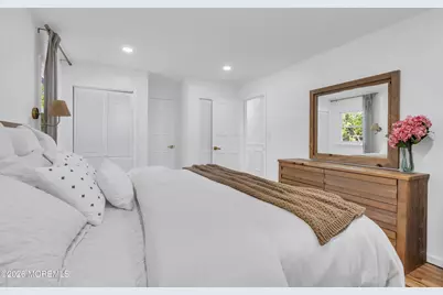 93 Woodcrest Drive, Freehold, NJ 07728 - Photo 24