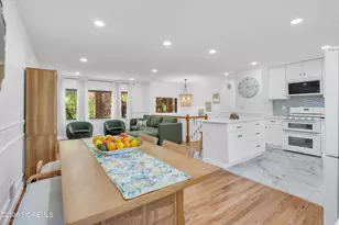 93 Woodcrest Dr, Freehold, NJ 07728 - Photo 12