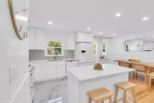 93 Woodcrest Dr, Freehold, NJ 07728 - Photo 20
