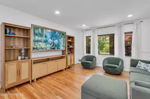 93 Woodcrest Dr, Freehold, NJ 07728 - Photo 14