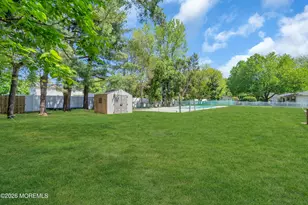 93 Woodcrest Dr, Freehold, NJ 07728 - Photo 52