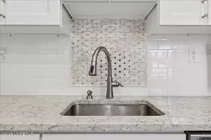 137 Halden Strasse, Freehold, NJ 07728 - Photo 10