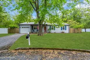 504 Ashwood Pl, Lanoka Harbor, NJ 08734 - Photo 4