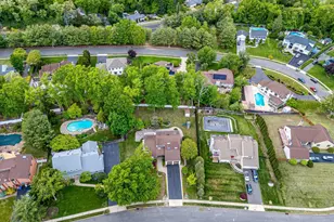 73 Windsor Dr, Eatontown, NJ 07724 - Photo 6