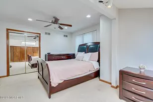 73 Windsor Dr, Eatontown, NJ 07724 - Photo 42