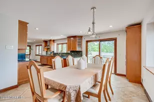 73 Windsor Dr, Eatontown, NJ 07724 - Photo 14