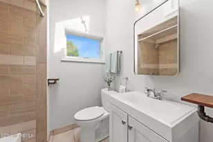7 Central Ave, Caldwell, NJ 07006 - Photo 32