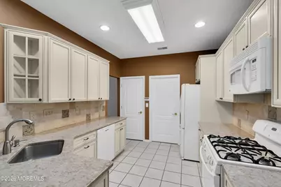 419 Spring Meadow Drive, Lakewood, NJ 08701 - Photo 26